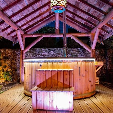 La Cabane Des Colibris Rieupeyroux (Aveyron) Exterior foto