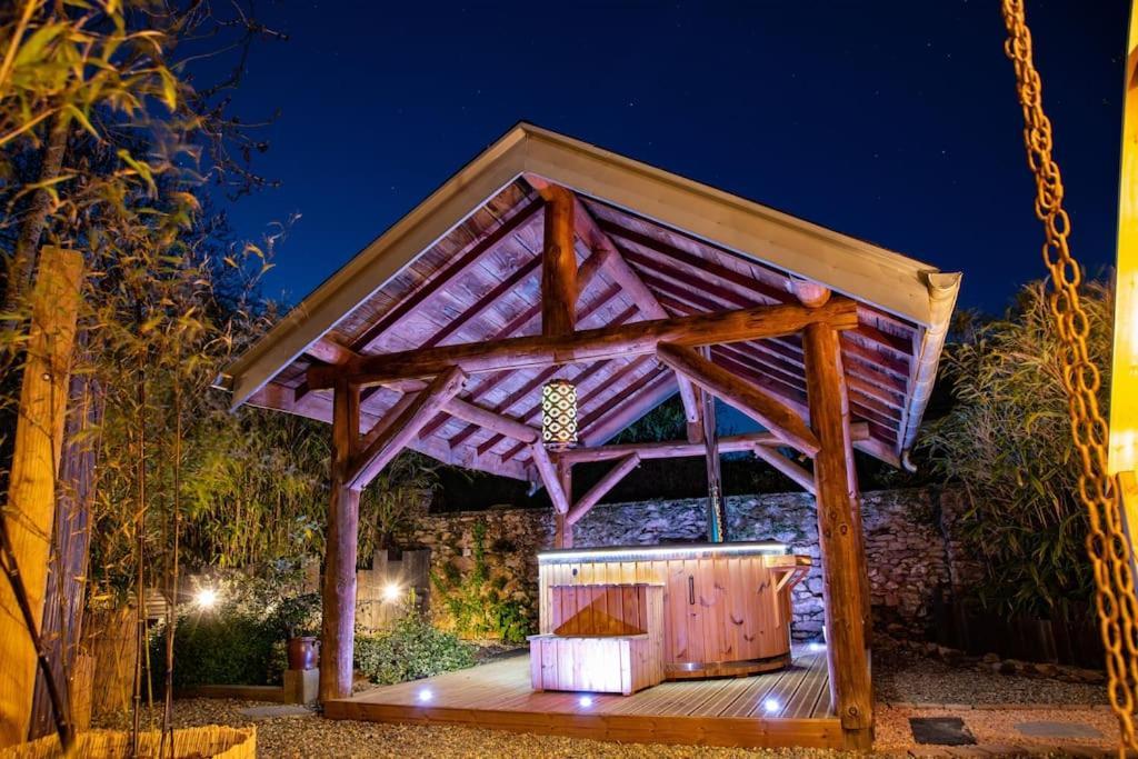 La Cabane Des Colibris Rieupeyroux (Aveyron) Exterior foto